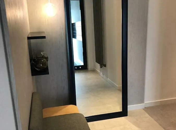 Elegance Gdynia Апартаменты *